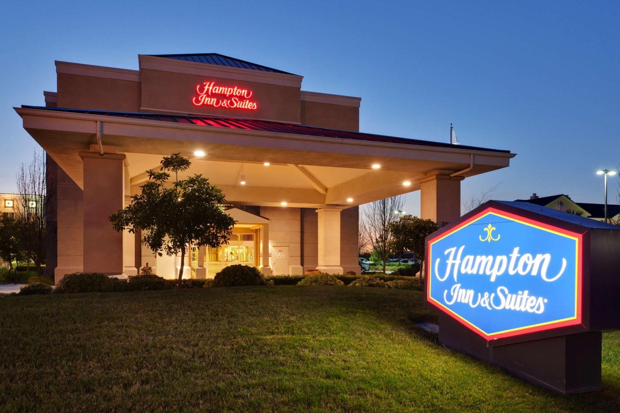 Hampton Inn & Suites Sacramento-Airport-Natomas Exterior photo